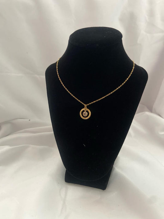Collier Emnah