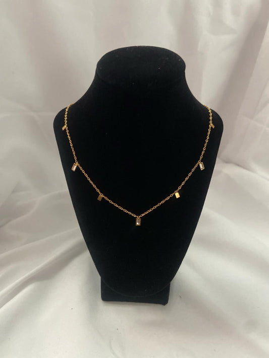 Collier Lila